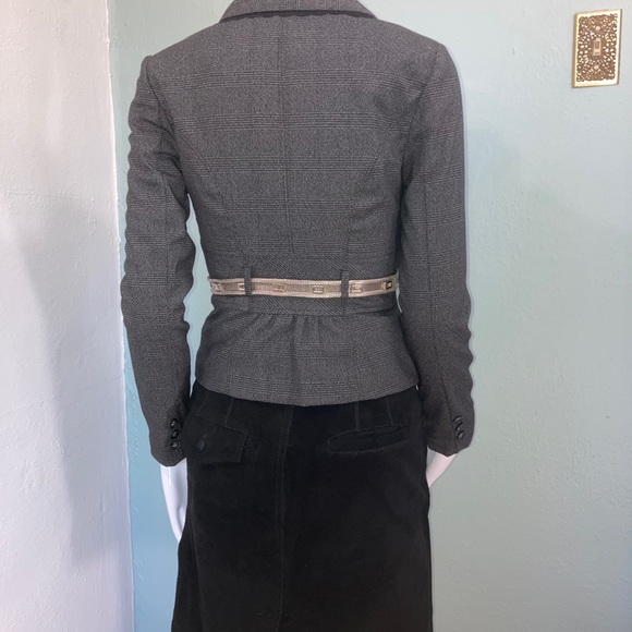 Lightweight Blazer with Pin and Belt XS - Picture 5 of 7
